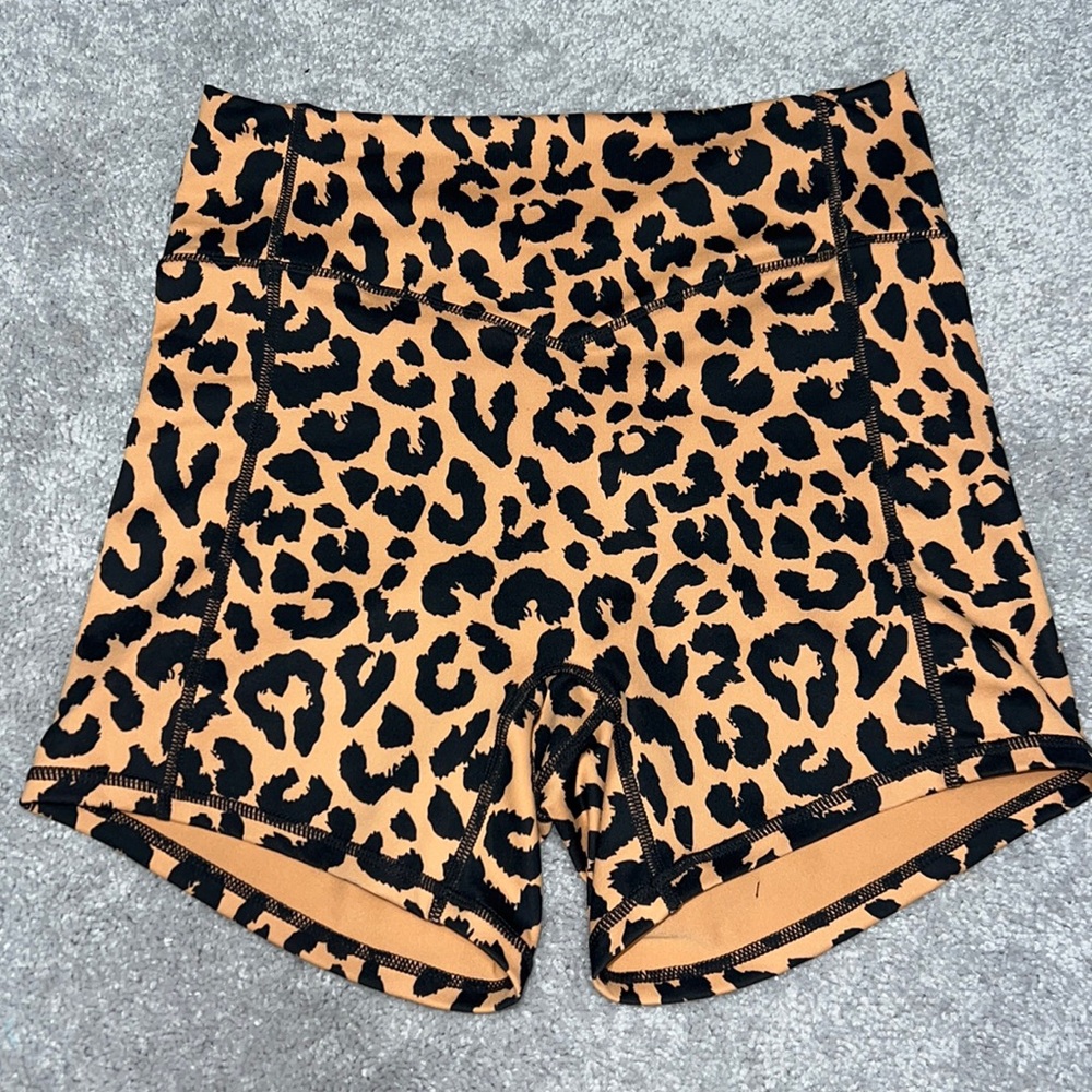 Balance ascend shorts size M